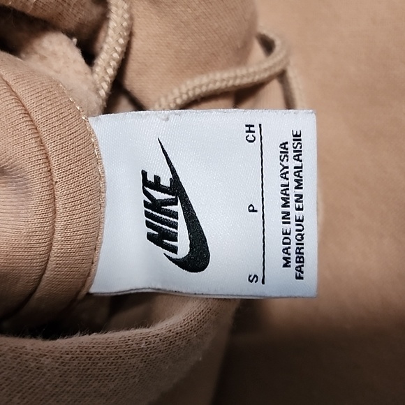 Nike tan sweatshirt - Picture 5 of 5